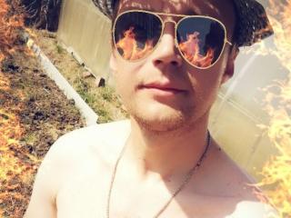 TonyBounty - Sexe cam en vivo - 16635598