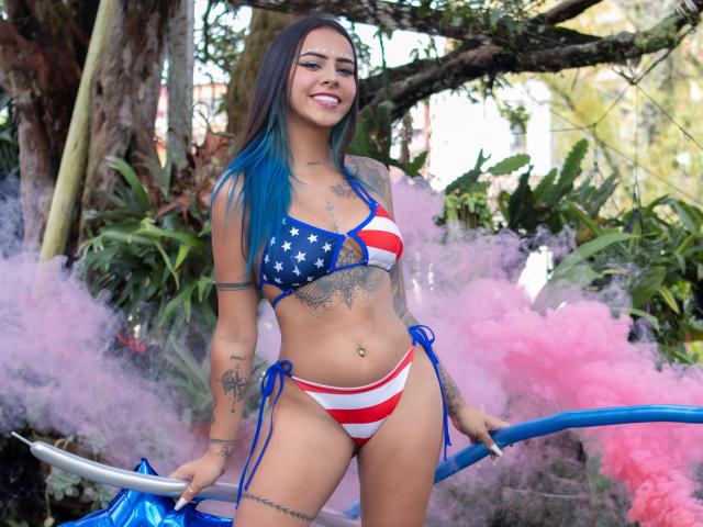 EmilieeSanchez - Live porno og sexkamera - 16637114