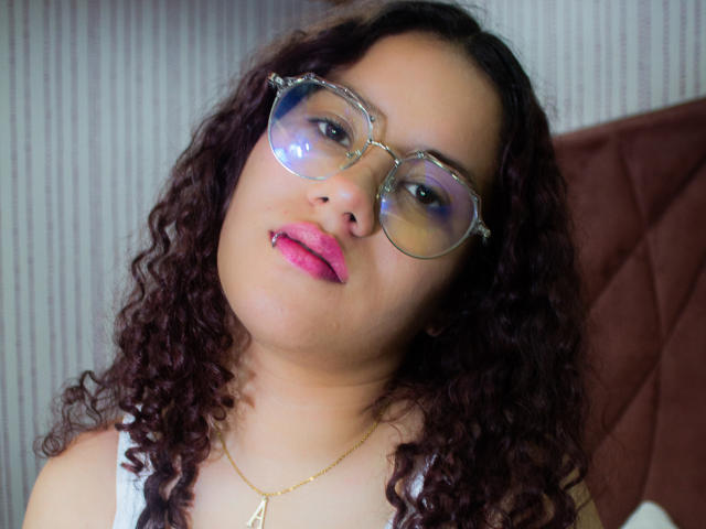 EmilyParkeer - Sexe cam en vivo - 16641786