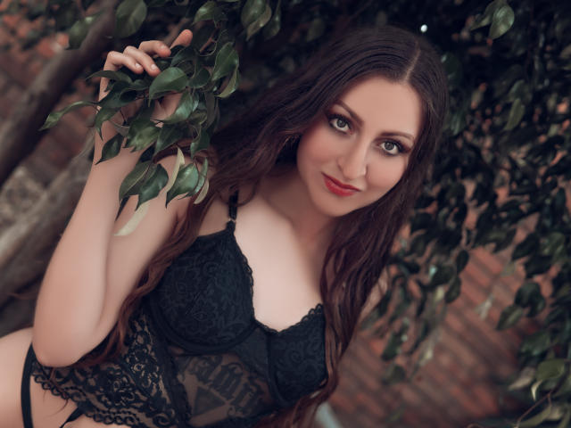 DanielaEvans - Live porn &amp; sex cam - 16642710