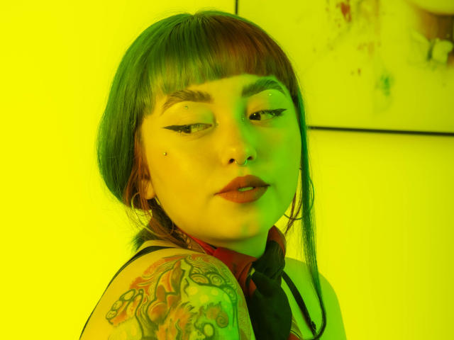 GillyBecker - Porno na żywo i seks kamera - 16642898