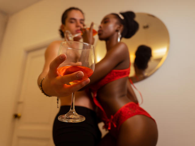 AlexandraAndJhonny - Élő pornó és szexkamera - 16677158