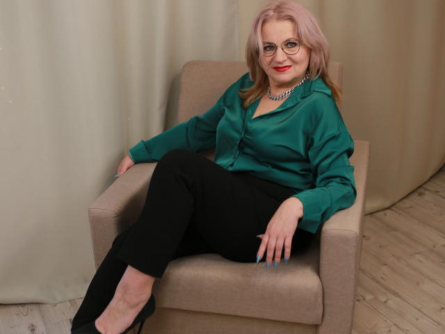 AvrilMillers - Sexe cam en vivo - 16698850