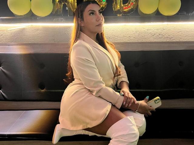 TsHillarytt69 - сексуальная веб-камера в реальном времени - 16699586