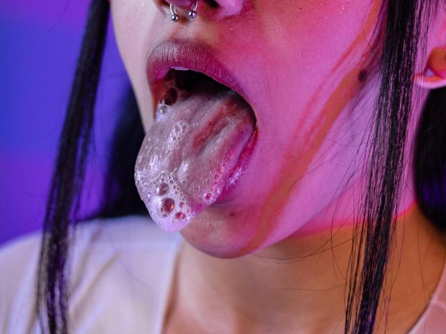 IrisMagic - Live porn &amp; sex cam - 16710274