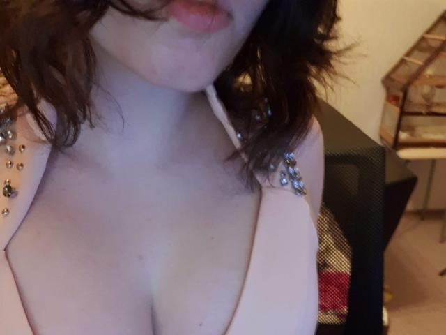 CherryLaNigh - Live sex cam - 16710722