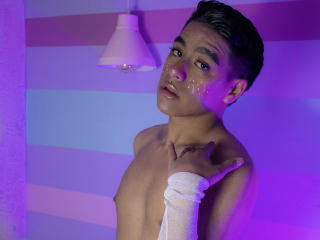 TheKingAzahel - Sexe cam en vivo - 16712786