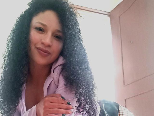 MelaniMouille - Sexe cam en vivo - 16712938