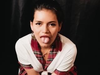 KyaraSofiaS - Live porn &amp; sex cam - 16730978