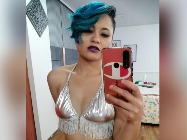 CassieJones - Live porn &amp; sex cam - 16734082