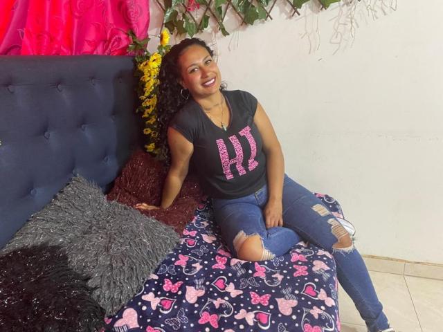 FourLesbians - Sexe cam en vivo - 16734234