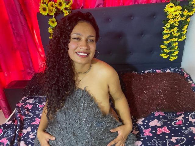 FourLesbians - Sexe cam en vivo - 16734294