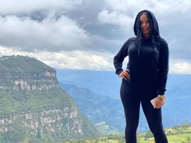 AnneCasanova - Élő pornó és szexkamera - 16734898