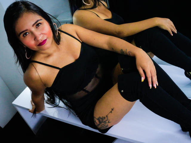 SophiaBetancourt - Live porn &amp; sex cam - 16735998