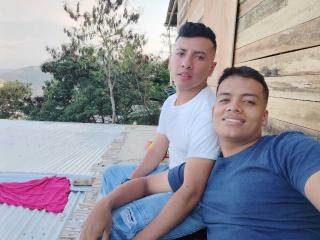 AndrewAndSanti - Live sex cam - 16737222