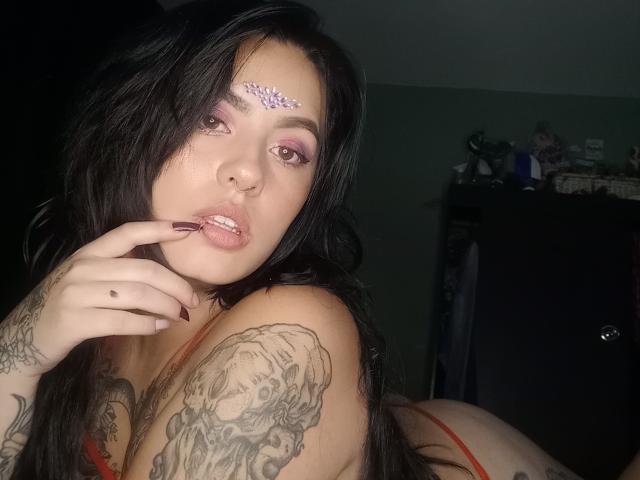 AlexandraReyez - Live sex cam - 16739070