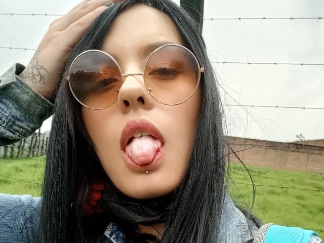 AlexandraReyez - Live porn &amp; sex cam - 16739174