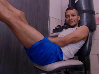 GregWilli - Live porn &amp; sex cam - 16746526