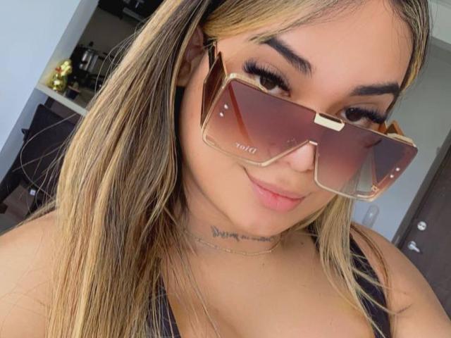 AmazingValentinaa - Live sexe cam - 16747318