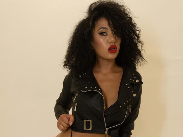 ShantaleSwan - Live sexe cam - 16760242