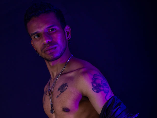 AjStylee - Sexe cam en vivo - 16762402