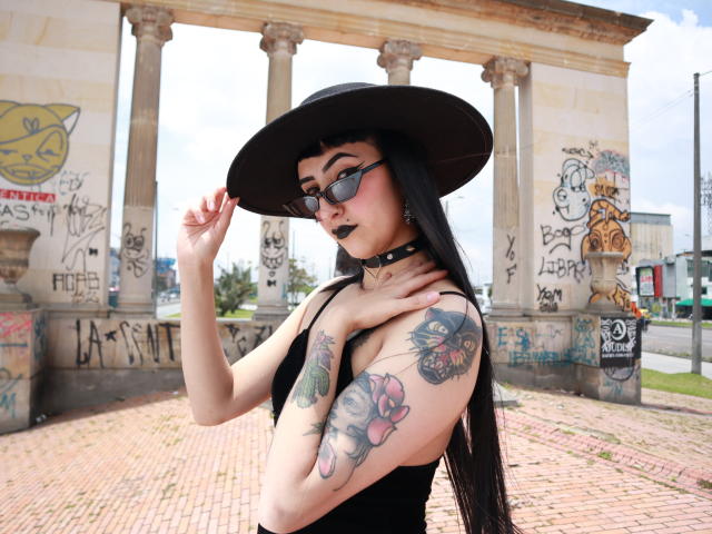AgataMistressMjs - Live sexe cam - 16776250