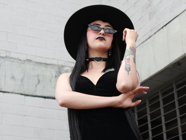 AgataMistressMjs - Live sexe cam - 16776398