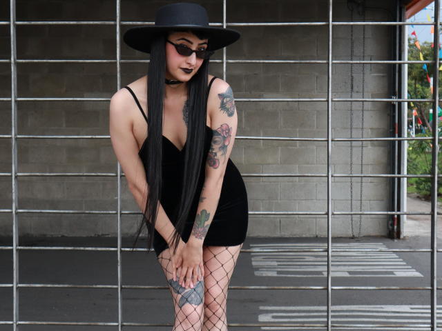 AgataMistressMjs - Live sexe cam - 16776454