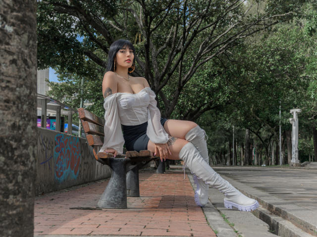 VioletaParr - Live porn &amp; sex cam - 16777022