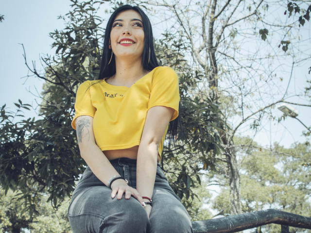 VioletaParr - Live porn &amp; sex cam - 16777138