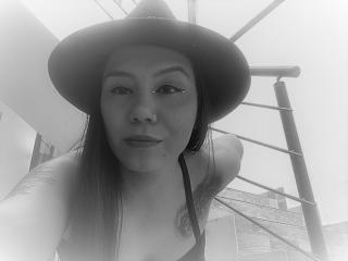 CoquineCloe - Sexe cam en vivo - 16778126