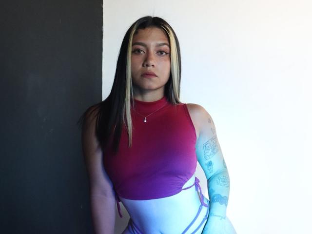 AmmyH - Sexe cam en vivo - 16779298