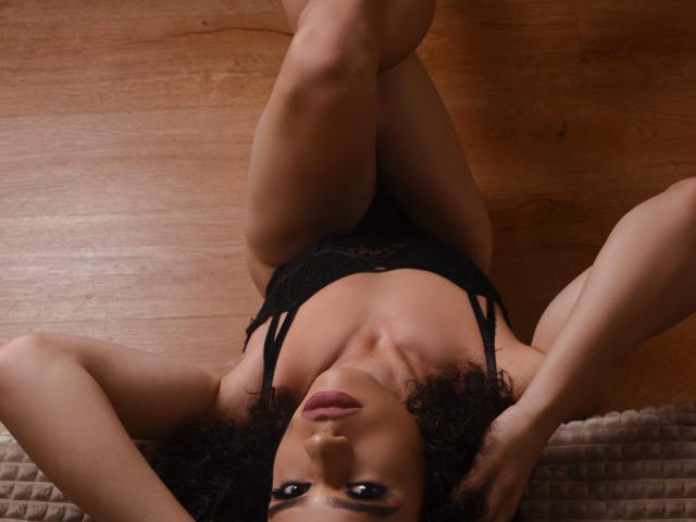 MadisonLaurens - сексуальная веб-камера в реальном времени - 16780142