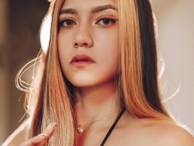 AmmyH - Live porn &amp; sex cam - 16780622