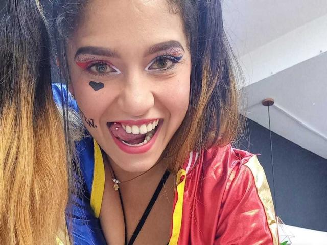 AmmyH - сексуальная веб-камера в реальном времени - 16780646