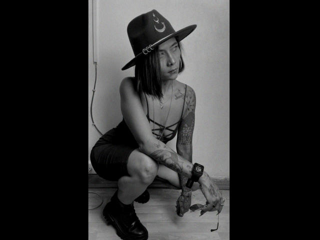 AmberLi - Live sex cam - 16780890