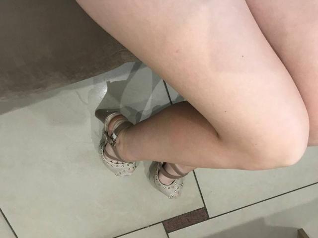 Fellinia - Live porn &amp; sex cam - 16795138