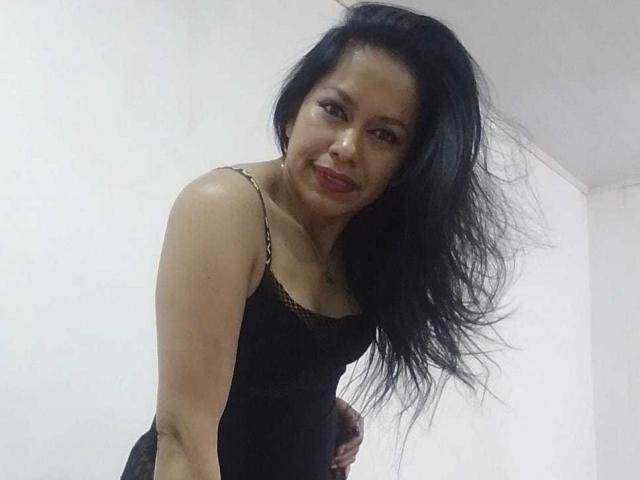 ZafiroCruz - Camera khiêu dâm &amp; quyến rũ trực tiếp - 16798102