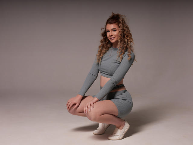 AlyaMorrison - Sexe cam en vivo - 16807170