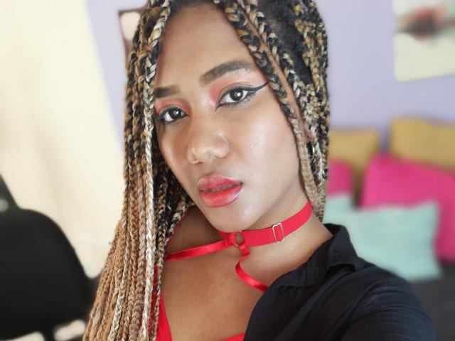 MichellColbin - сексуальная веб-камера в реальном времени - 16811450