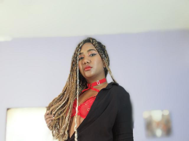 MichellColbin - сексуальная веб-камера в реальном времени - 16811606