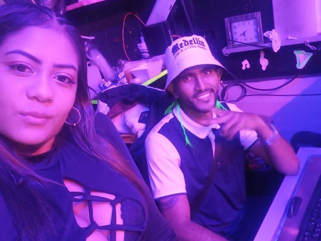 CloeAndDamian69 - Sexe cam en vivo - 16814778