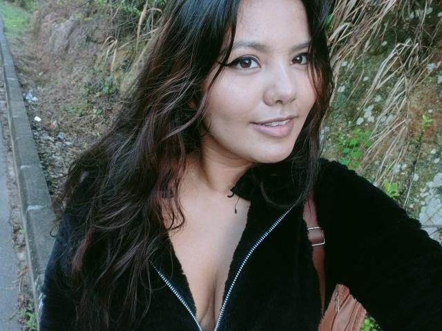 LucyDumont - Live sexe cam - 16816494