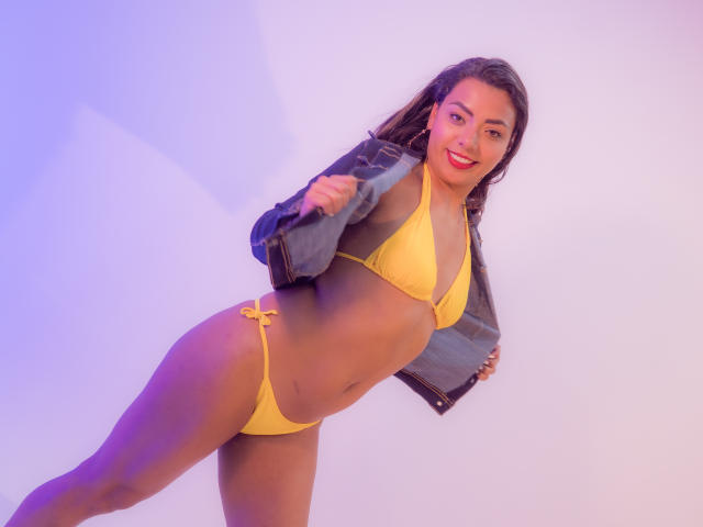 LucyReeds - Camera khiêu dâm &amp; quyến rũ trực tiếp - 16820098