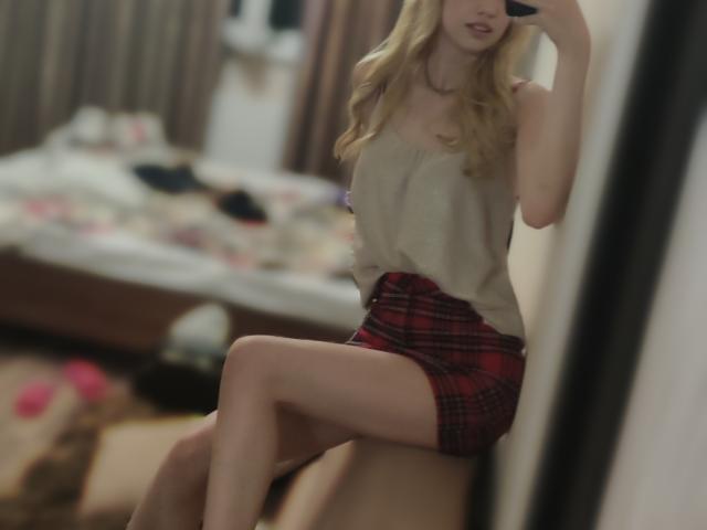 LillyLoves - ライブポルノ&amp;セックスカム - 16820186