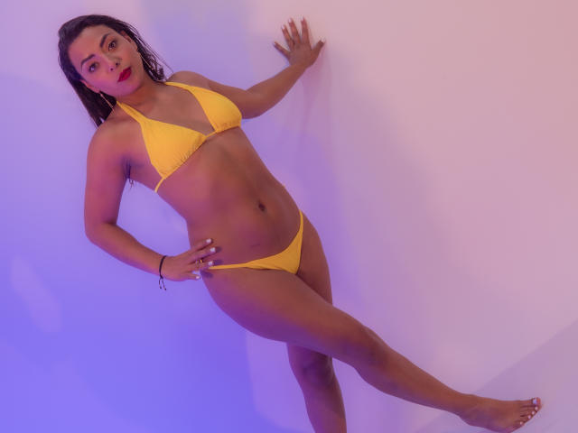 LucyReeds - Camera khiêu dâm &amp; quyến rũ trực tiếp - 16820750