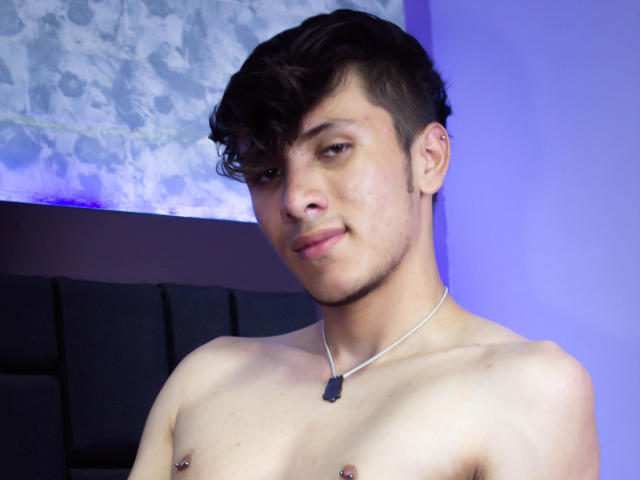 DemianBennett - Sexe cam en vivo - 16829150