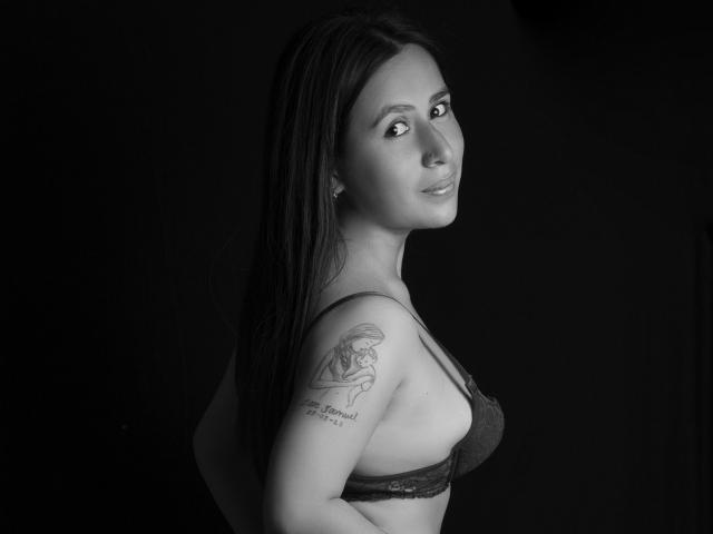 EmmilyPark - Live porn &amp; sex cam - 16831130