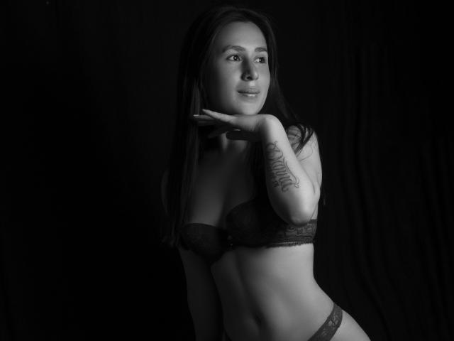 EmmilyPark - Live sex cam - 16831138