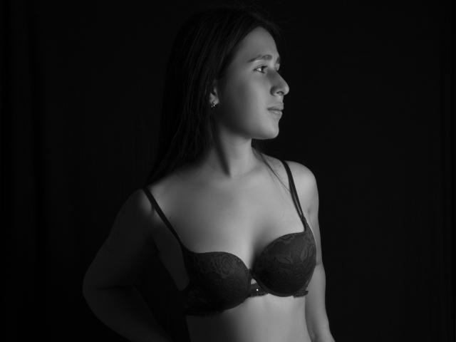 EmmilyPark - Live porn &amp; sex cam - 16831158